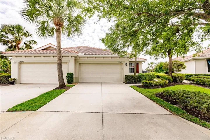 This cul de sac home has an ample driveway and lovely front and rear views!