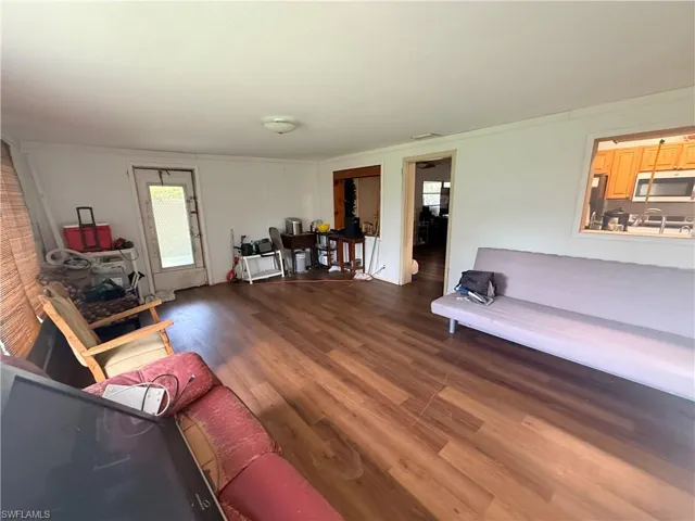 221 Brooks Ct, North Fort Myers, Florida 33917