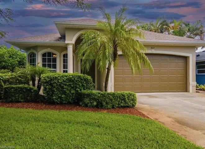 847 98th Ave N, Naples, Florida 34108