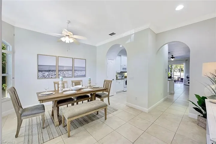 847 98th Ave N, Naples, Florida 34108