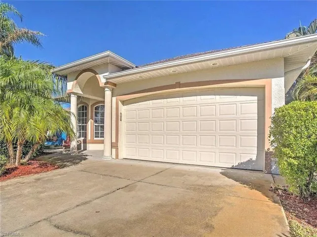 847 98th Ave N, Naples, Florida 34108