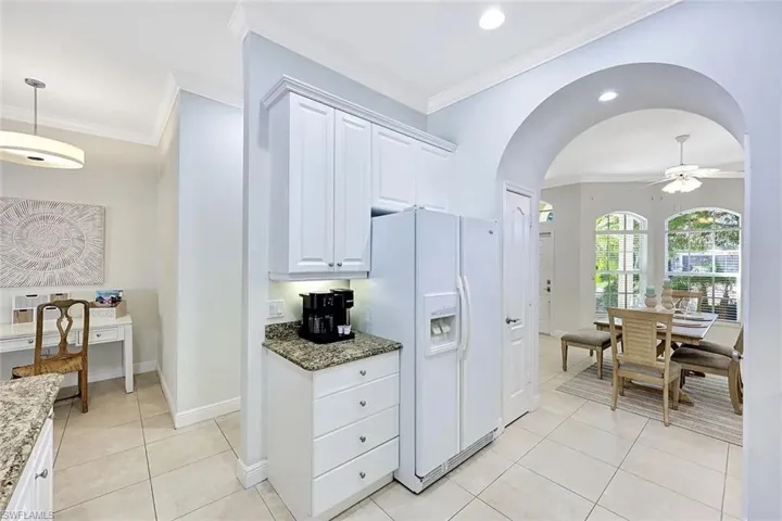 847 98th Ave N, Naples, Florida 34108