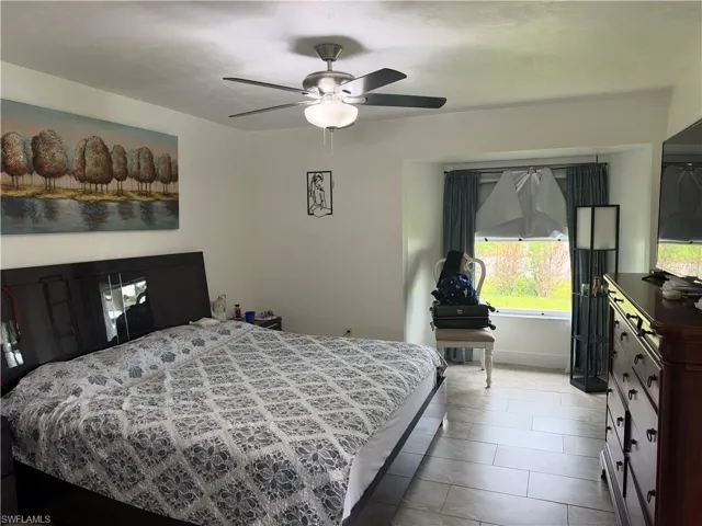 279 Ground Dove Cir, Lehigh Acres, Florida 33936