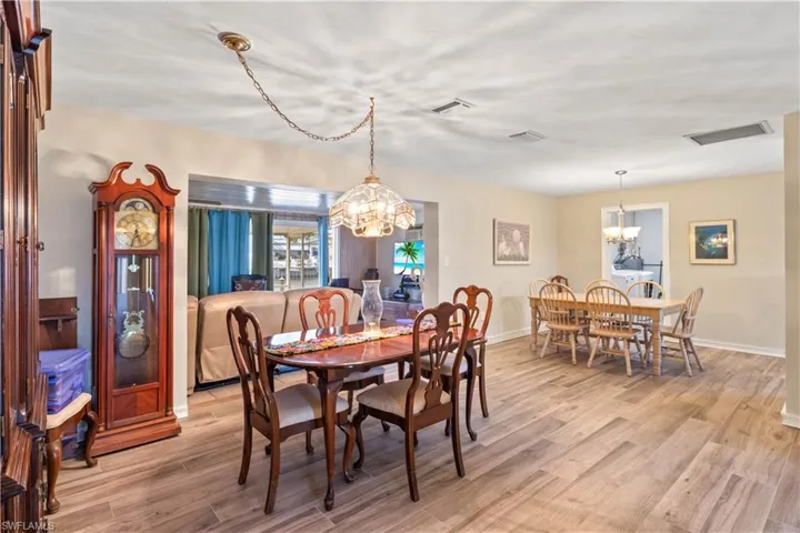 Whether it’s casual brunch or formal dinner, the dining area is large enough to accommodate gatherings while maintaining a cozy feel.