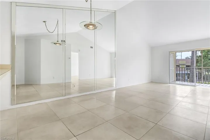 2666 Kings Lake BLVD # 202, NAPLES FL 34112
