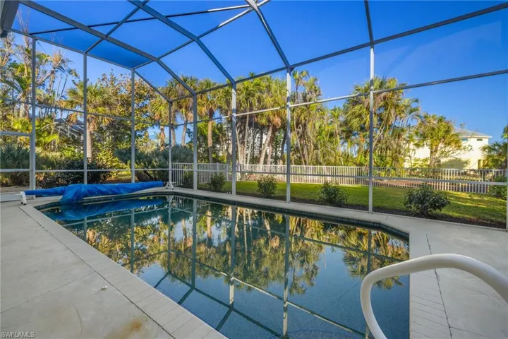 Screened Pool