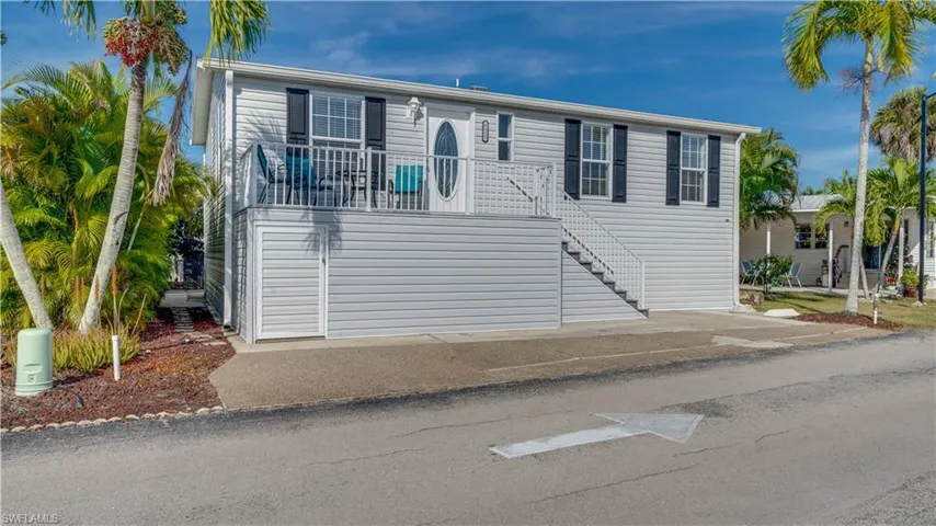 Welcome Home! 5321 White Sky Cir. Fort Myers, FL 33908
