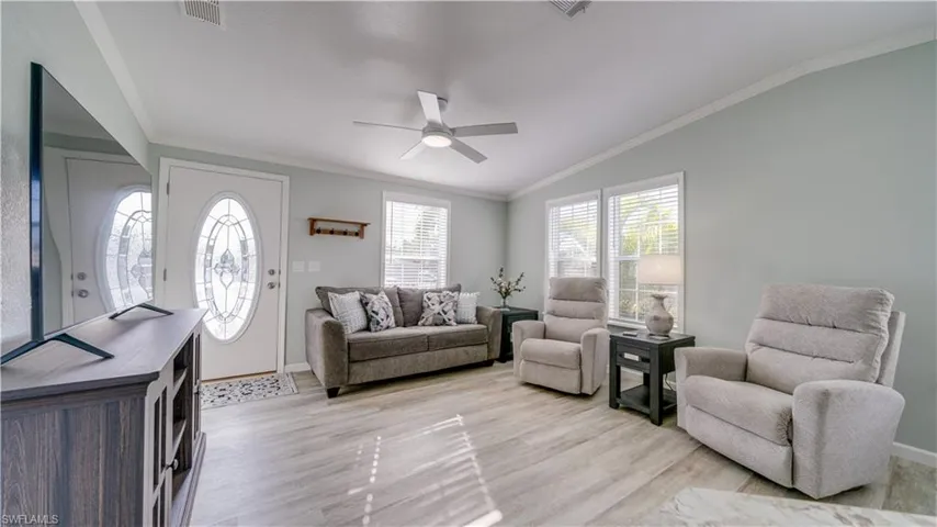 Open Floorplan, Great Room