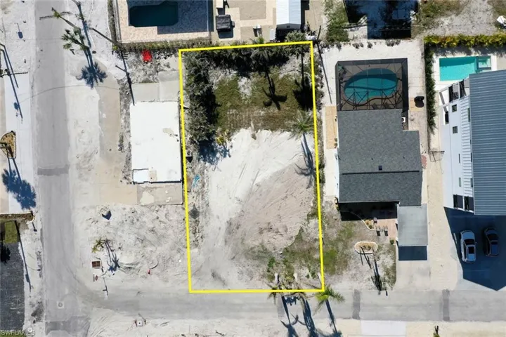 The lot is 52' x 107'