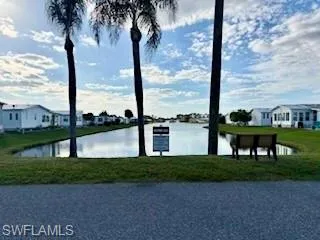 Dolphin Lake