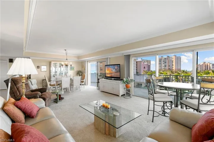 Fabulous floor plan, 1869 sf of a/c area