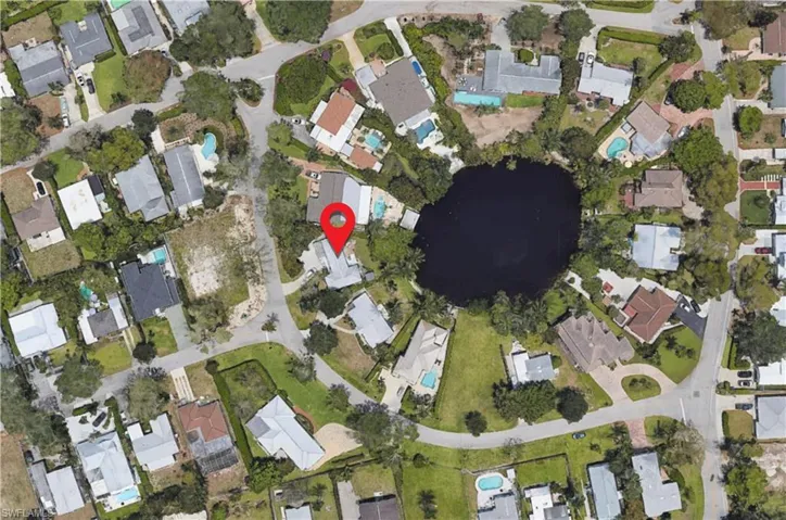870  Forest  AVE, Naples, FL 34102