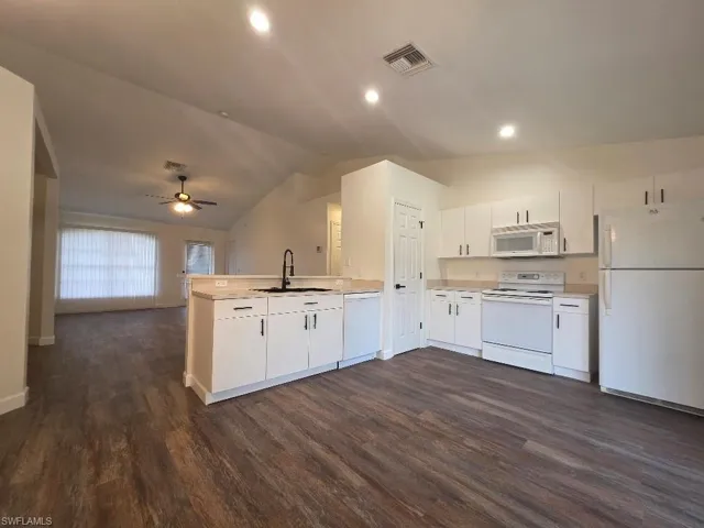 237 Rue Labonne Rd, Fort Myers, Florida 33913
