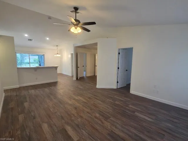 237 Rue Labonne Rd, Fort Myers, Florida 33913