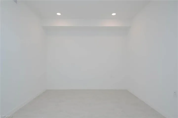 Den
