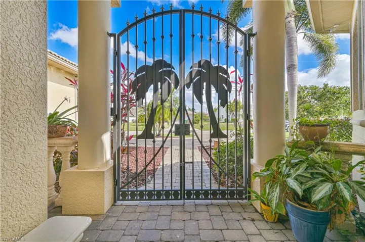 506 Se 24th St, Cape Coral, Florida 33990