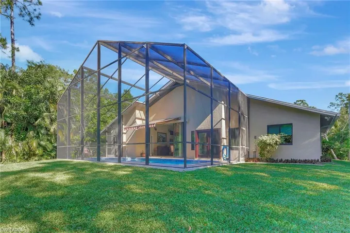 5110  Coral Wood  DR, Naples, FL 34119