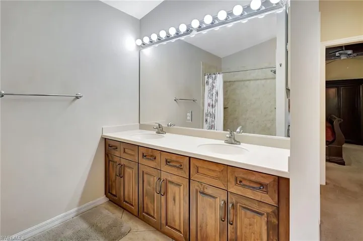 5110  Coral Wood  DR, Naples, FL 34119