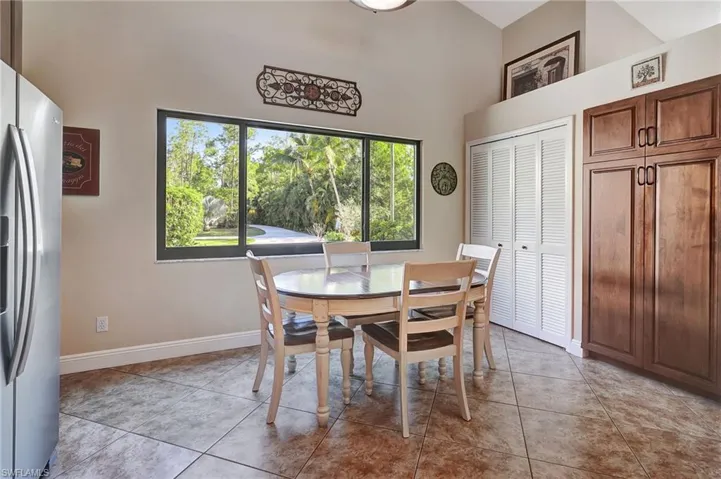 5110  Coral Wood  DR, Naples, FL 34119
