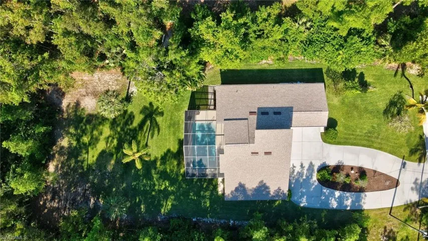 5110  Coral Wood  DR, Naples, FL 34119
