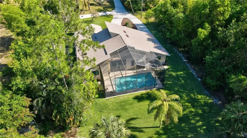 5110  Coral Wood  DR, Naples, FL 34119