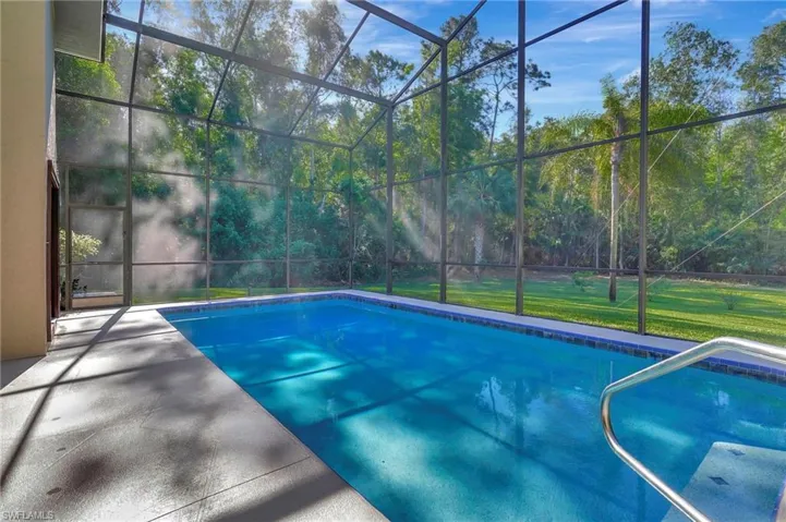 5110  Coral Wood  DR, Naples, FL 34119