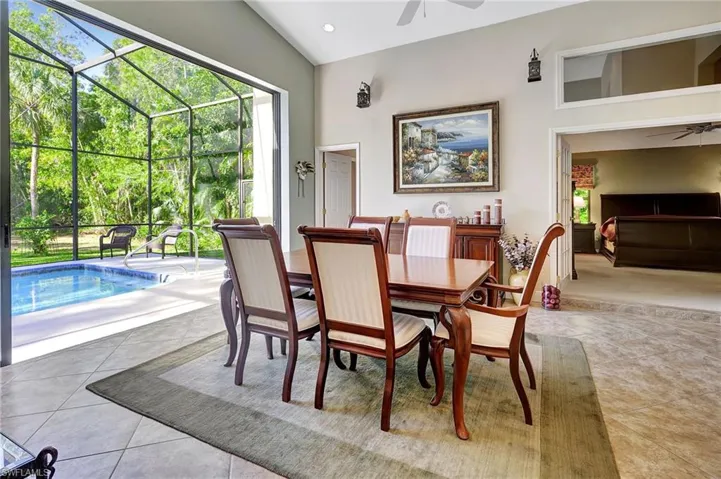 5110  Coral Wood  DR, Naples, FL 34119