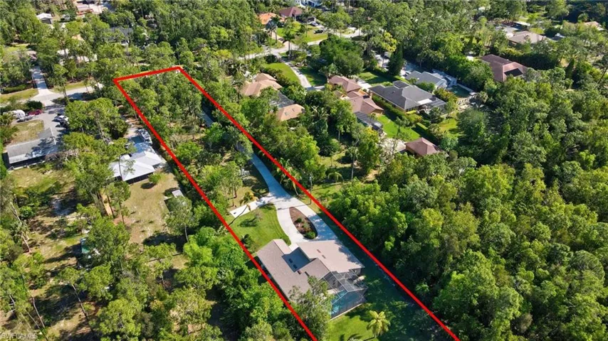 5110  Coral Wood  DR, Naples, FL 34119
