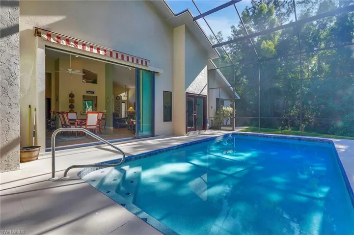 5110  Coral Wood  DR, Naples, FL 34119