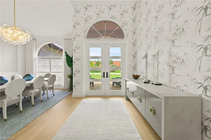 6689 Mill Run Cir, Naples, Florida 34109