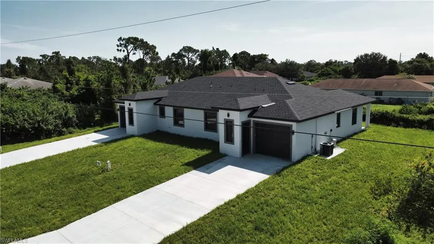 123 Ichabod Ave, Lehigh Acres, Florida 33973