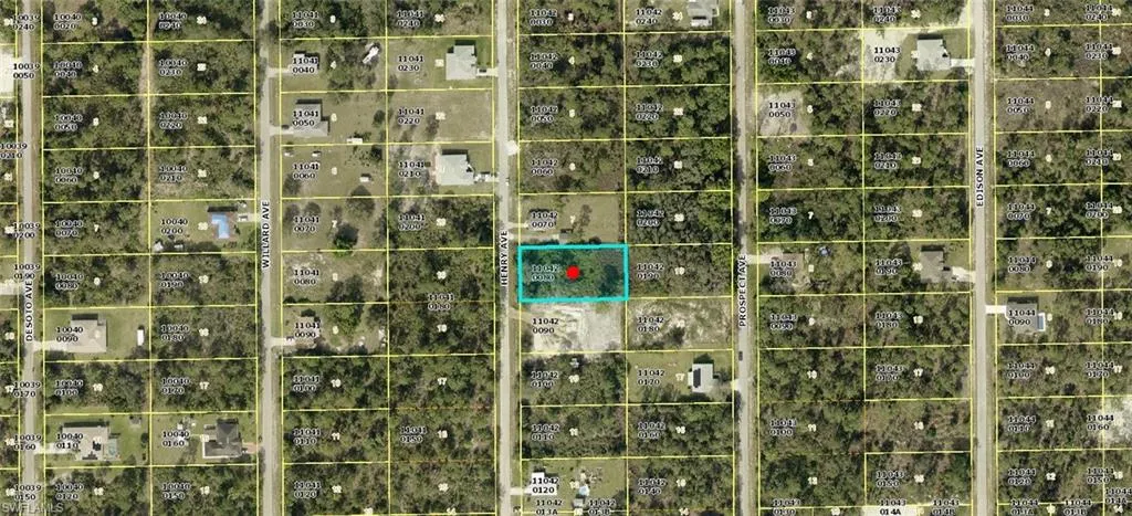 1110  Henry  AVE, Lehigh Acres, FL 33972