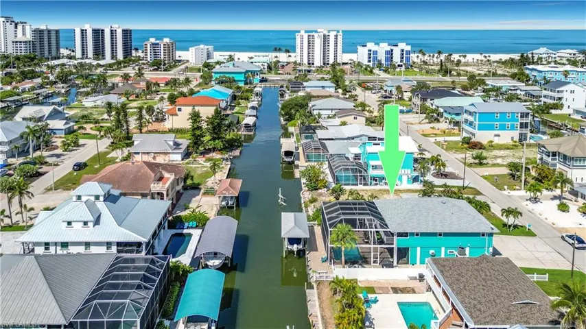 200 Curlew St, Fort Myers Beach, Florida 33931