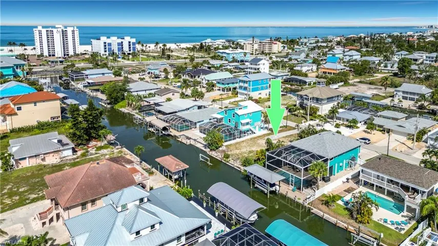200 Curlew St, Fort Myers Beach, Florida 33931