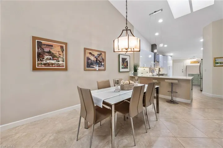 6618  Trident  WAY, Naples, FL 34108