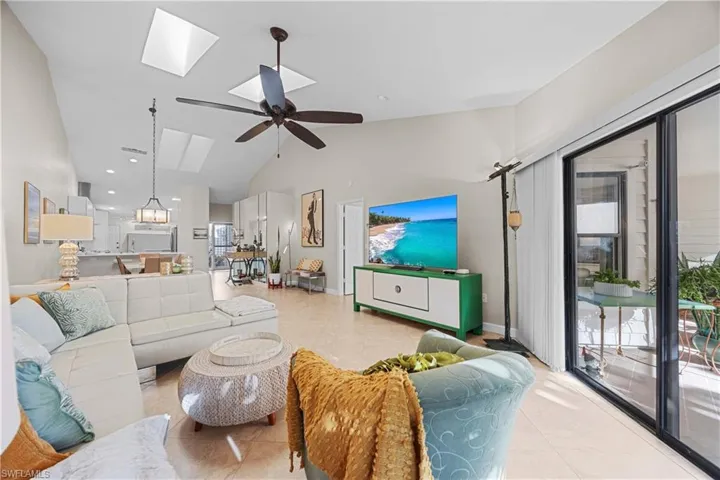 6618  Trident  WAY, Naples, FL 34108