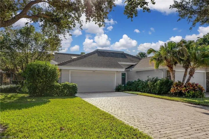 6618  Trident  WAY, Naples, FL 34108