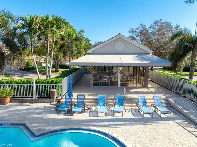 6618  Trident  WAY, Naples, FL 34108