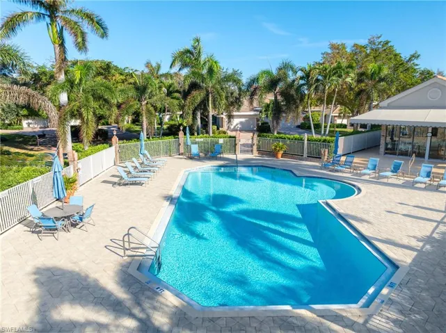 6618  Trident  WAY, Naples, FL 34108
