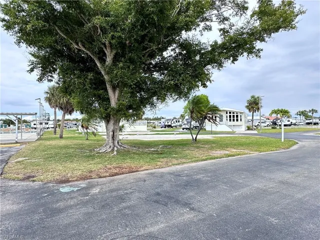 19681 H277  Summerlin  RD, Fort Myers, FL 33908