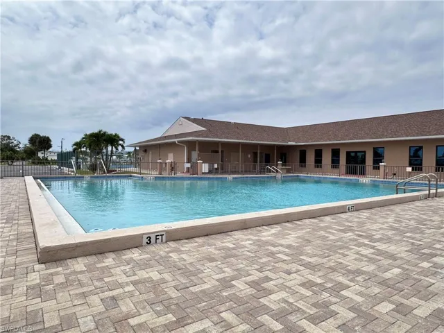 19681 H277  Summerlin  RD, Fort Myers, FL 33908