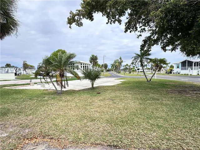 19681 H277  Summerlin  RD, Fort Myers, FL 33908