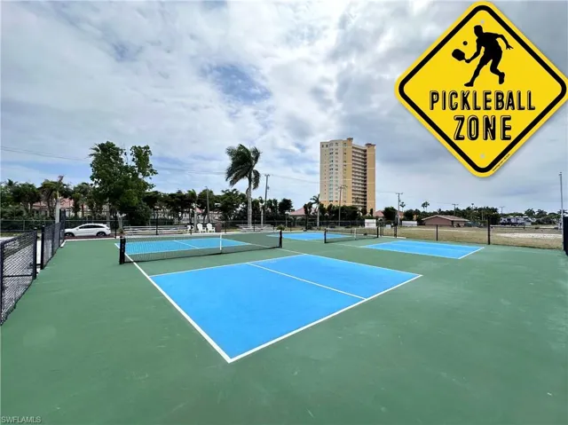 19681 H277  Summerlin  RD, Fort Myers, FL 33908