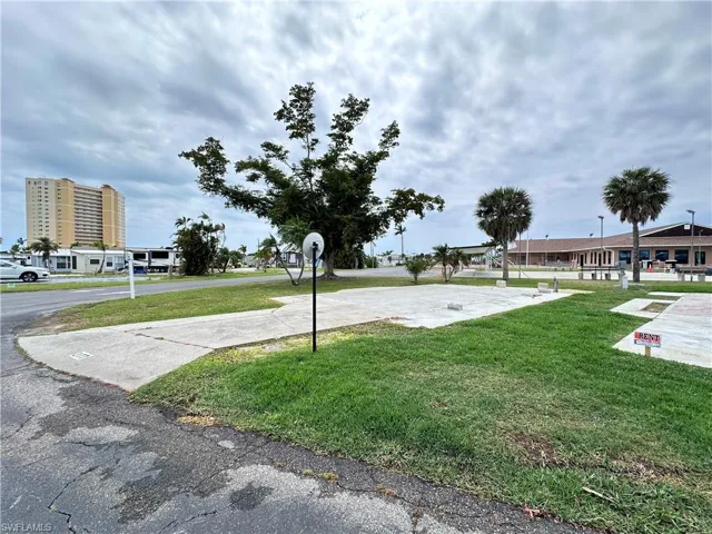 19681 H277  Summerlin  RD, Fort Myers, FL 33908