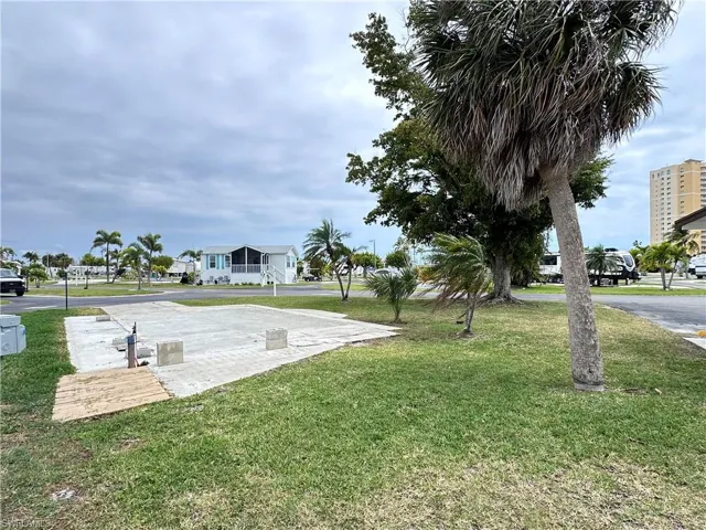 19681 H277  Summerlin  RD, Fort Myers, FL 33908