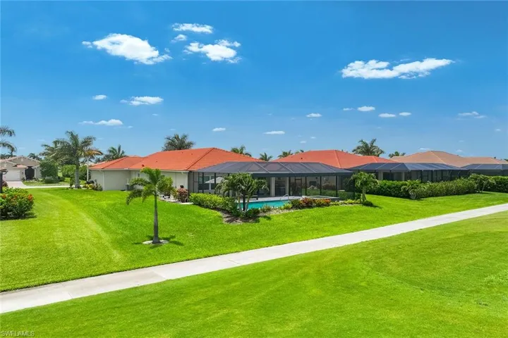 18699 Ensenada Dr, Naples, Florida 34114