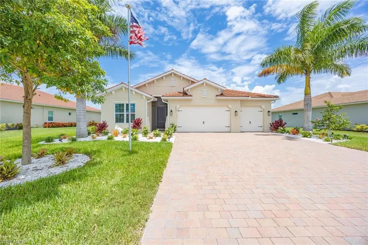 18699 Ensenada Dr, Naples, Florida 34114
