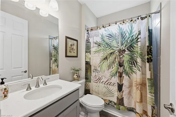 18699 Ensenada Dr, Naples, Florida 34114
