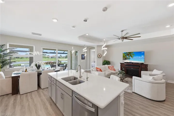 18699 Ensenada Dr, Naples, Florida 34114