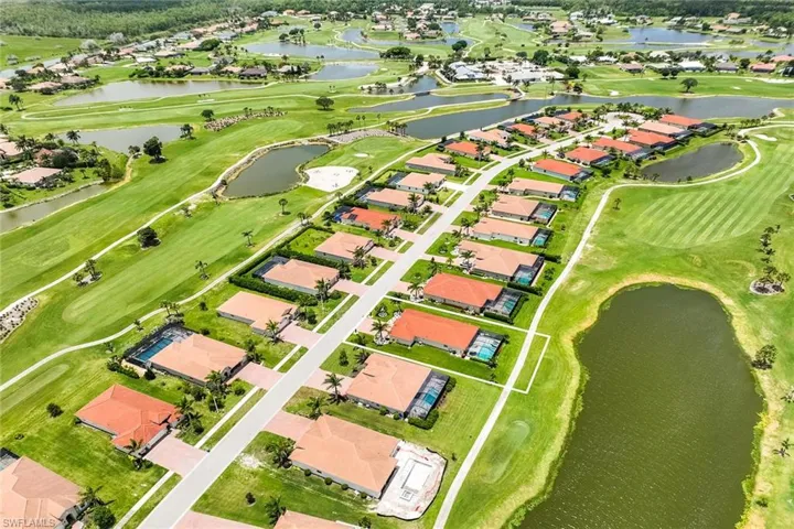 18699 Ensenada Dr, Naples, Florida 34114